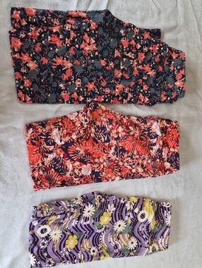 LuLaRoe Orange Navy Purple Floral Leggings Set